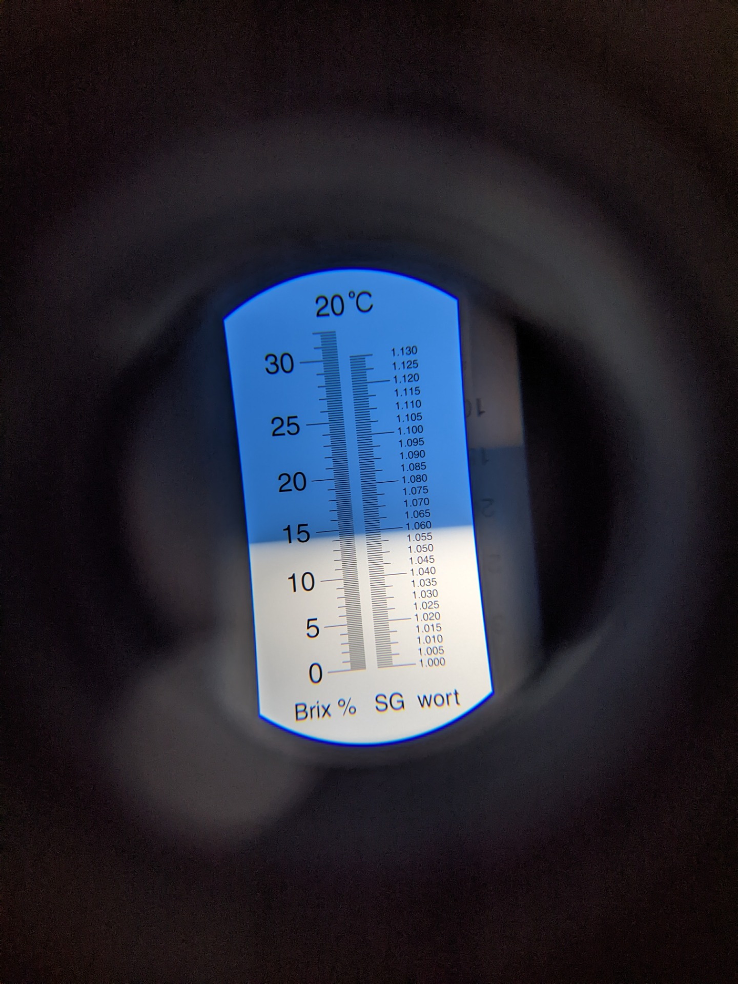 Hustota 1.058 SG před zakvašením, takže budeme mít 14° pivo